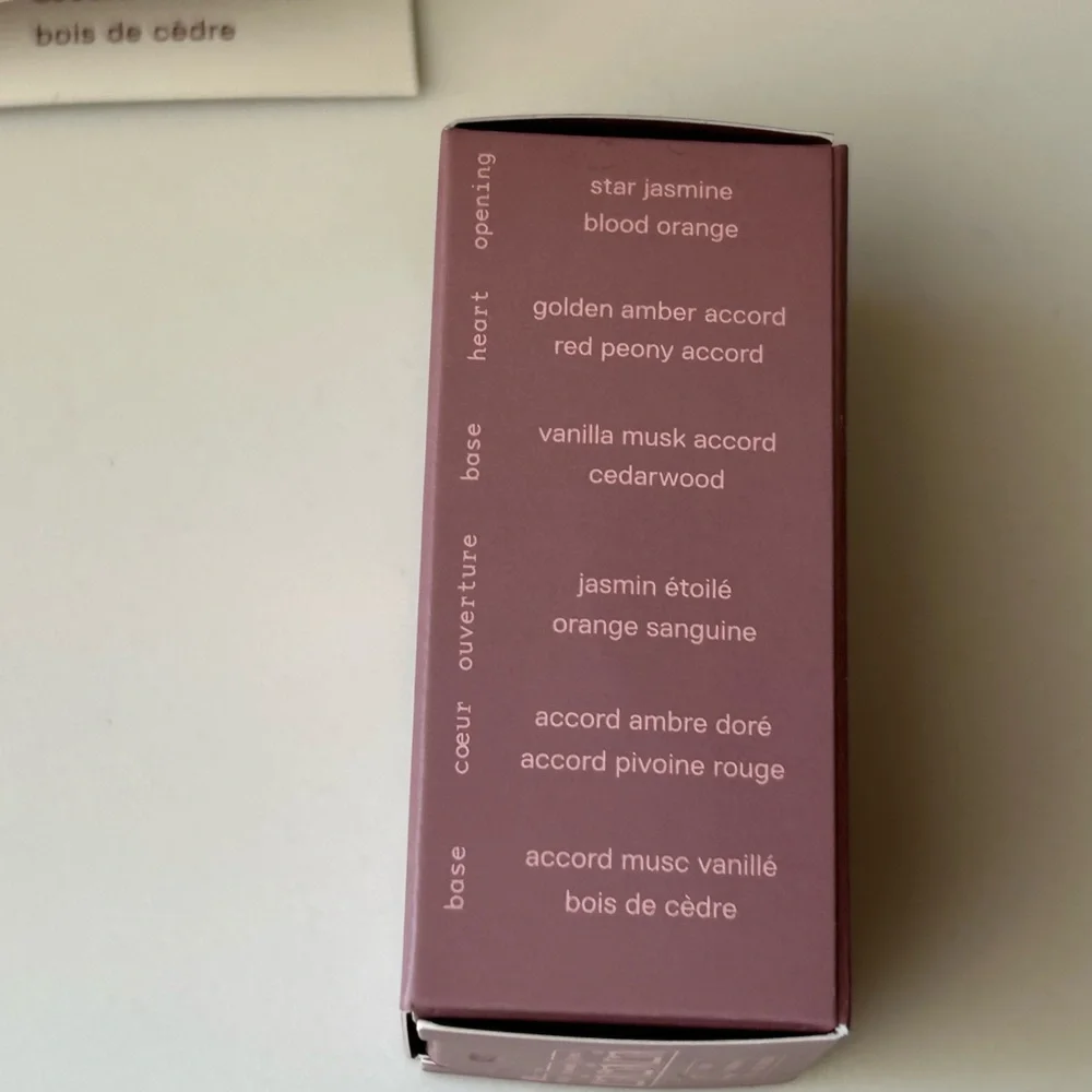 Kylie Cosmetics Deluxe Bundle - Picture 4 of 5